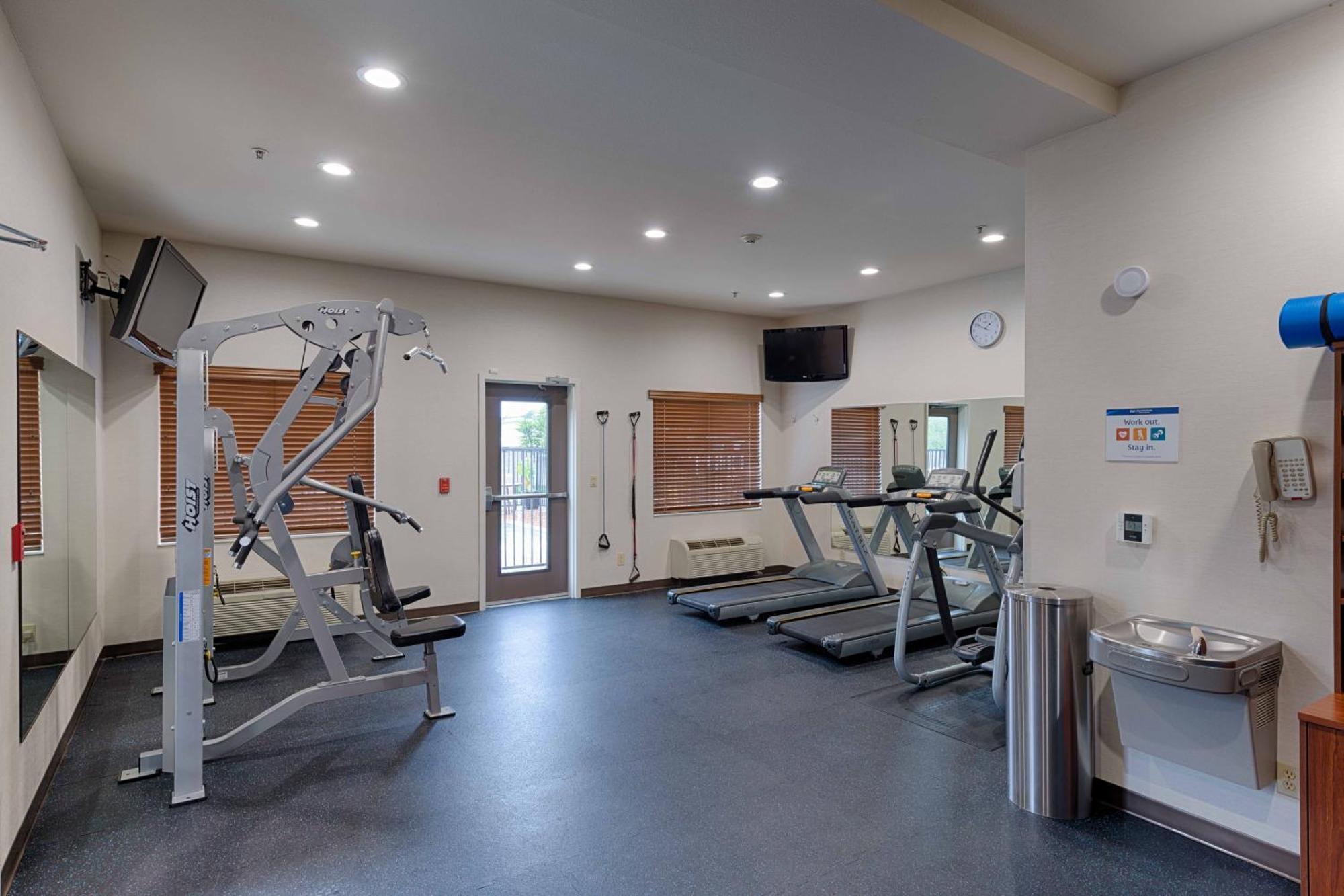 Best Western Plus Delta Inn & Suites Oakley Eksteriør bilde